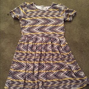 Lularoe Amelia